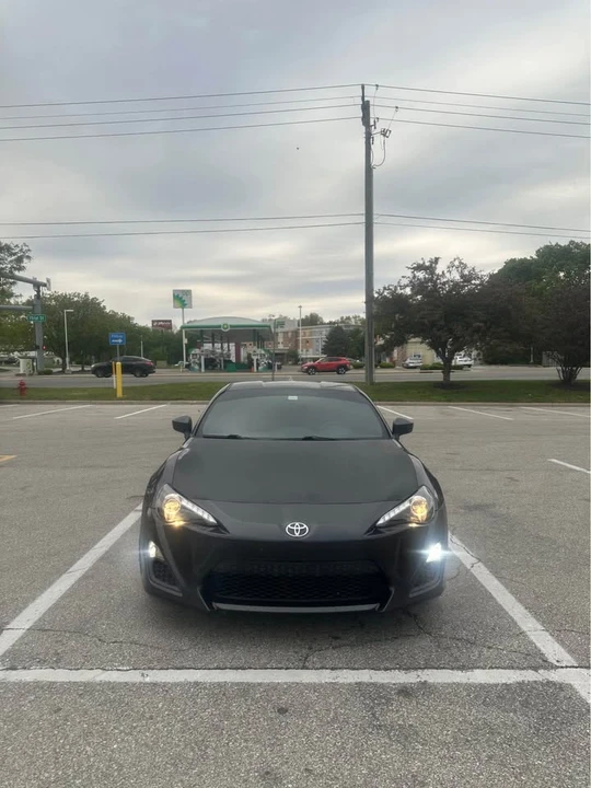 2013 Scion FR-S - Image 2 of 6
