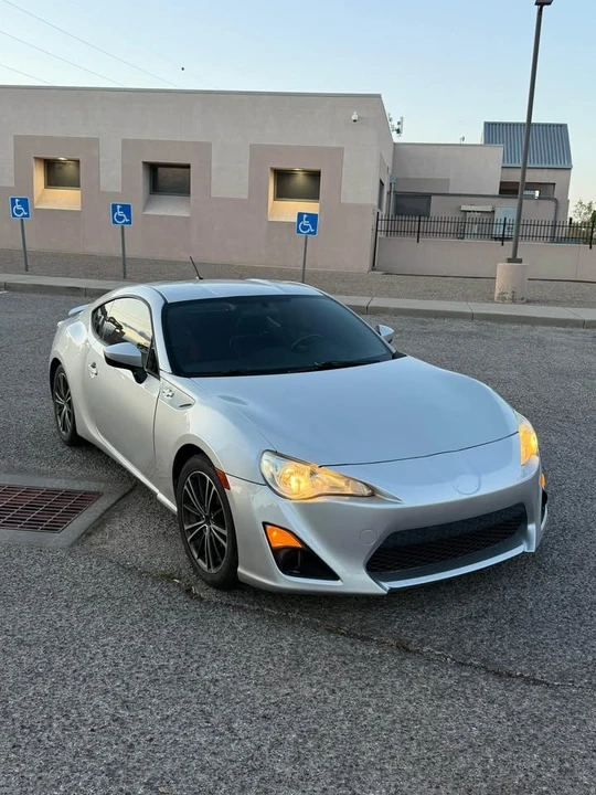 2013 Scion FR-S - Image 4 of 8