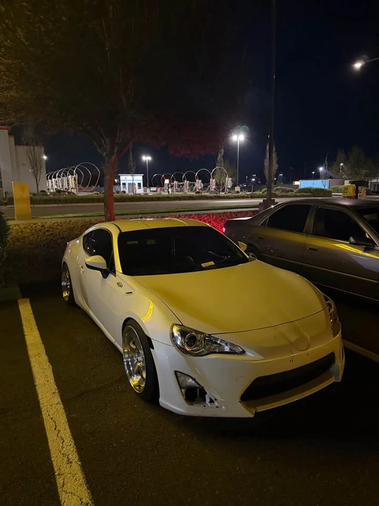 2013 Scion FR-S - Image 2 of 5