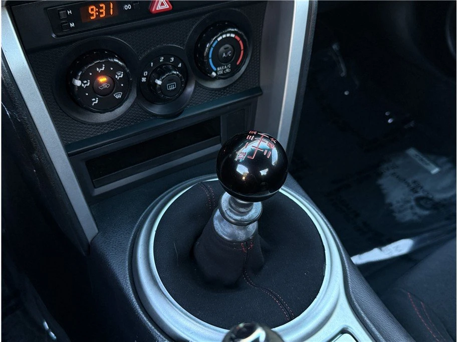 2013 Scion FR-S - Image 15 of 20