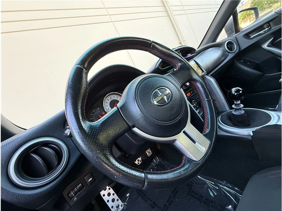 2013 Scion FR-S - Image 13 of 20