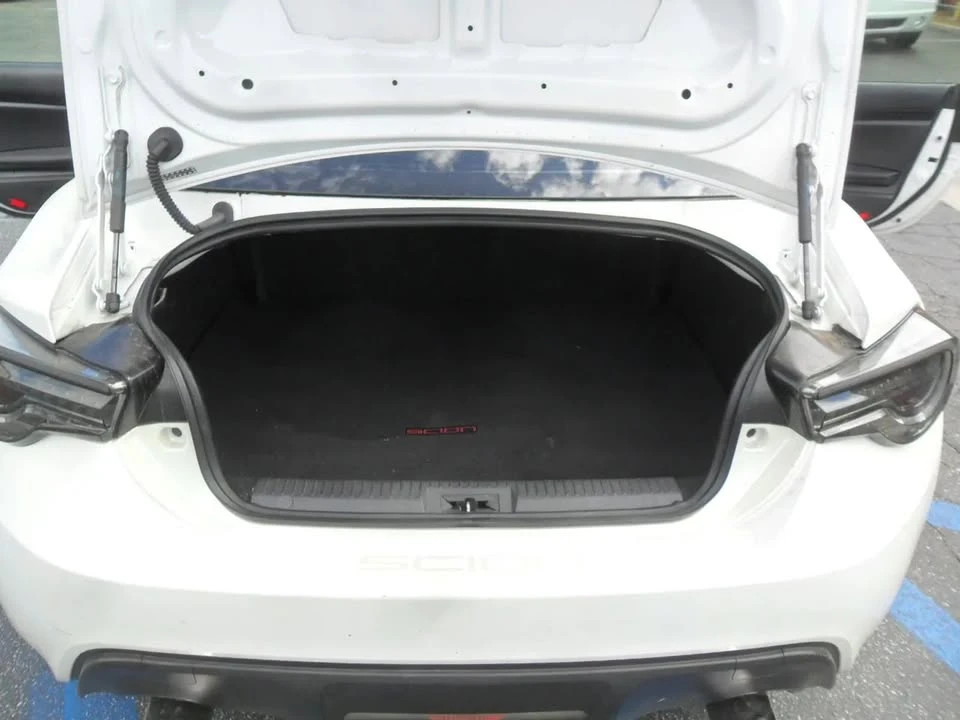 2013 Scion FR-S - Image 10 of 19