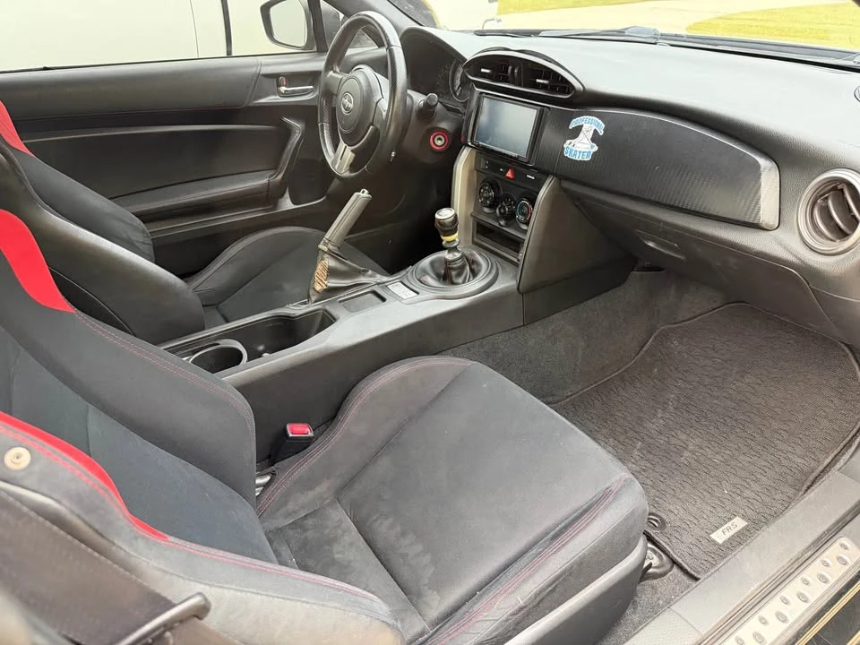 2013 Scion FR-S - Image 6 of 11