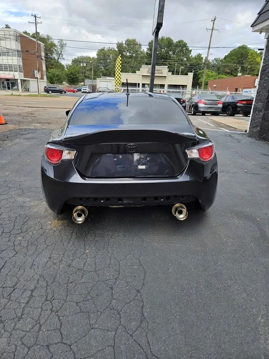 2013 Scion FR-S - Image 8 of 15