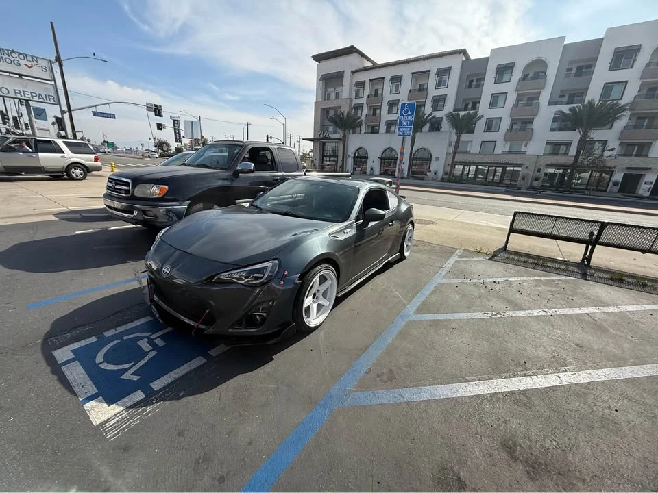 2013 Scion FR-S - Image 4 of 9