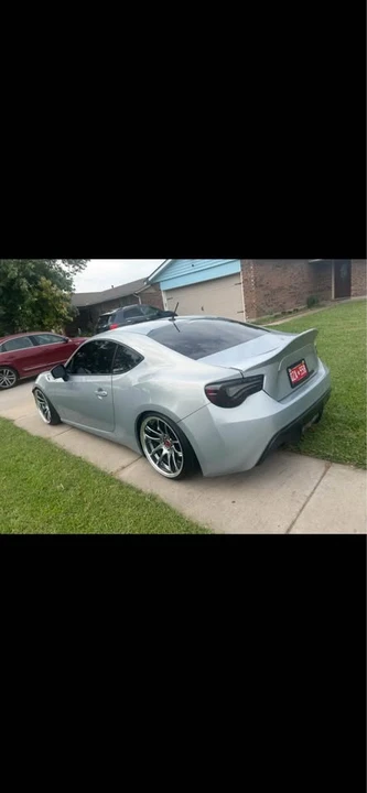 2013 Scion FR-S - Image 2 of 17