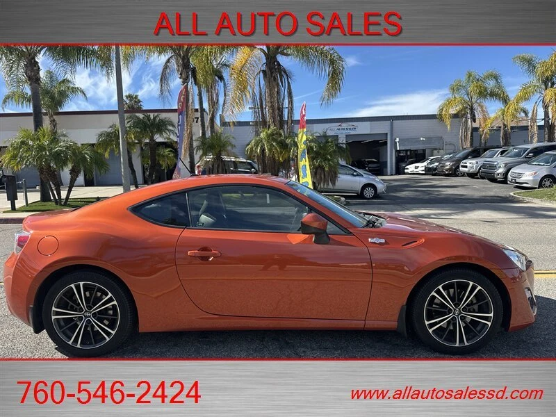 2013 Scion FR-S - Image 8 of 20