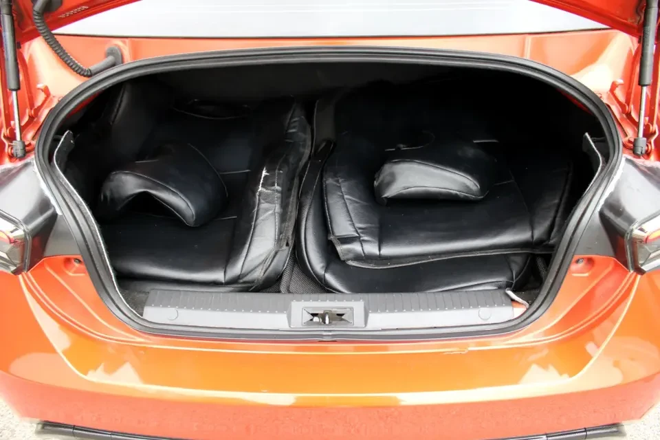 2013 Scion FR-S - Image 10 of 17