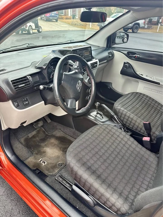 2013 Scion iQ - Image 7 of 11