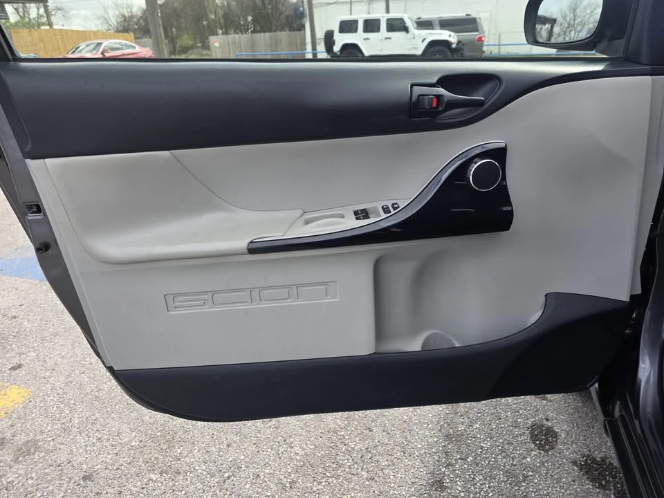 2013 Scion iQ - Image 13 of 14