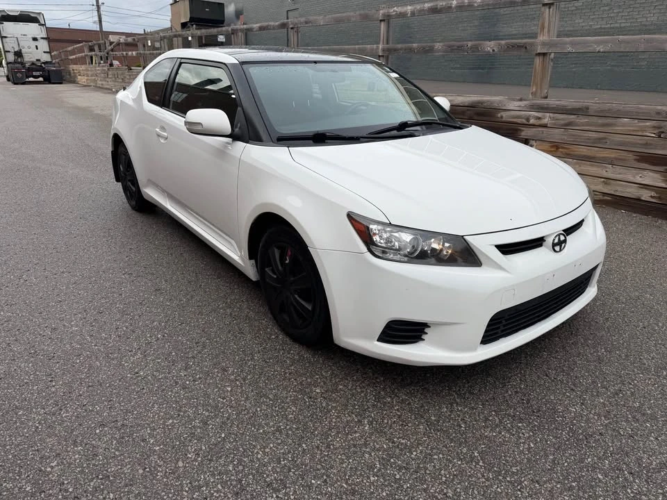 2013 Scion tC - Image 8 of 18