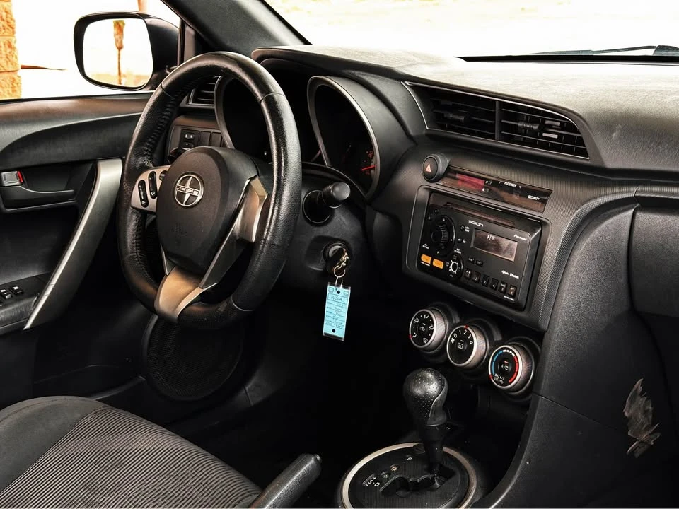 2013 Scion tC - Image 6 of 8