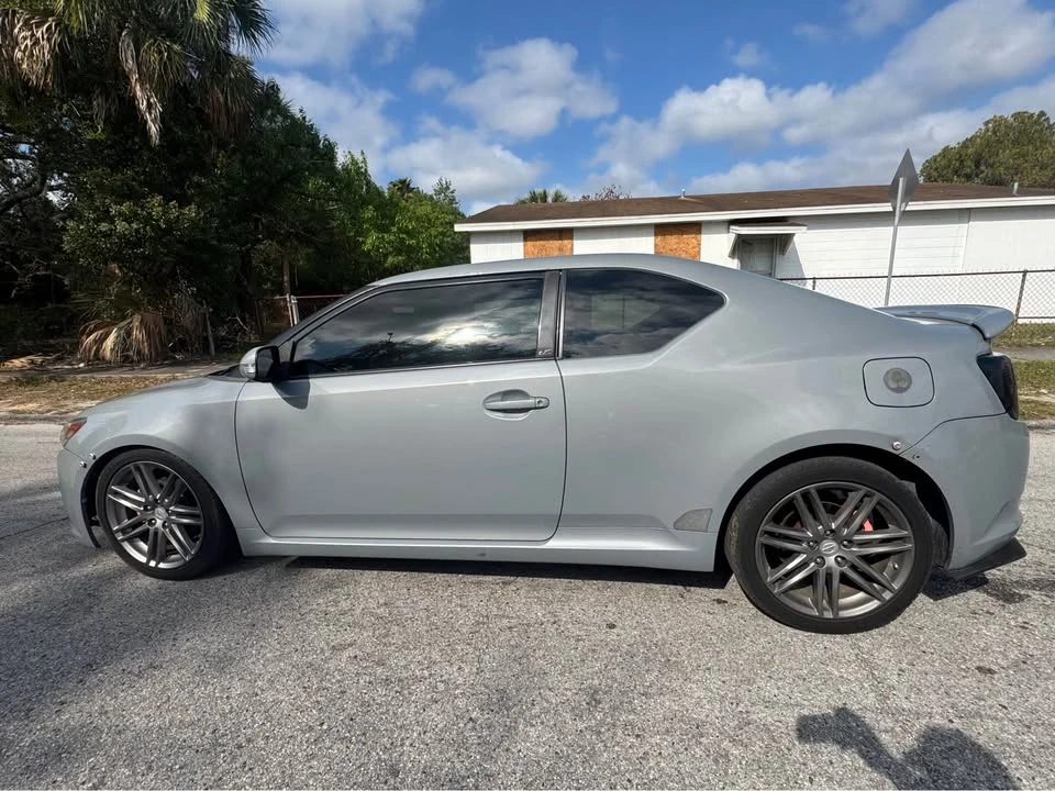 2013 Scion tC - Image 4 of 4