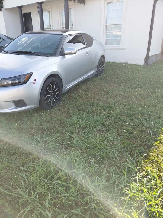 2013 Scion tC - Image 2 of 9