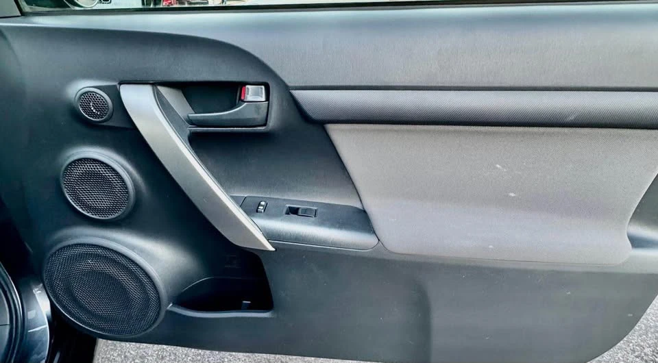 2013 Scion tC - Image 9 of 16