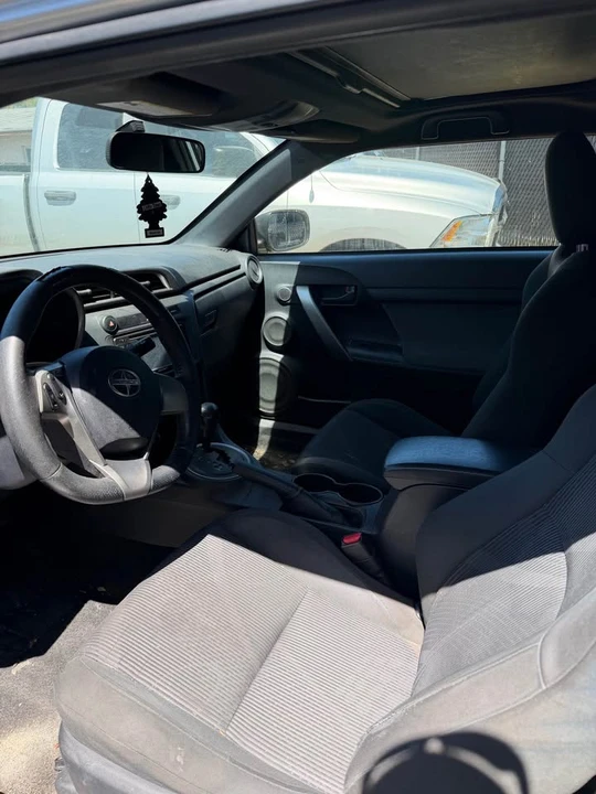 2013 Scion tC - Image 6 of 8