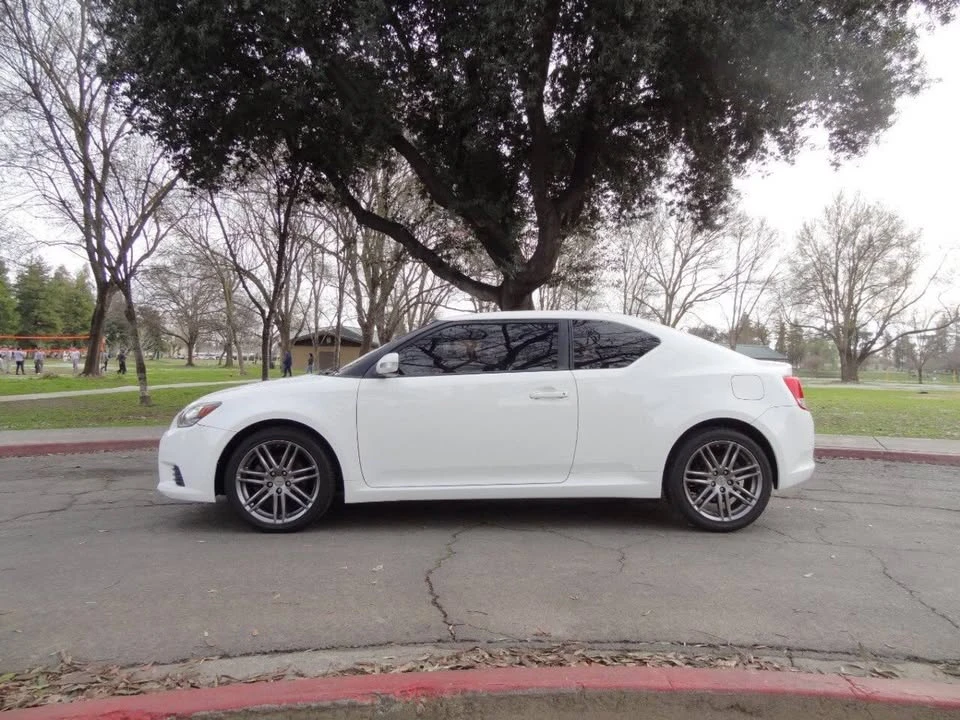 2013 Scion tC - Image 7 of 15