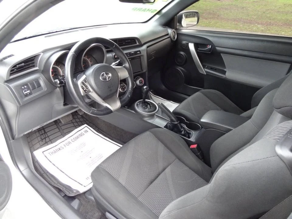 2013 Scion tC - Image 10 of 15