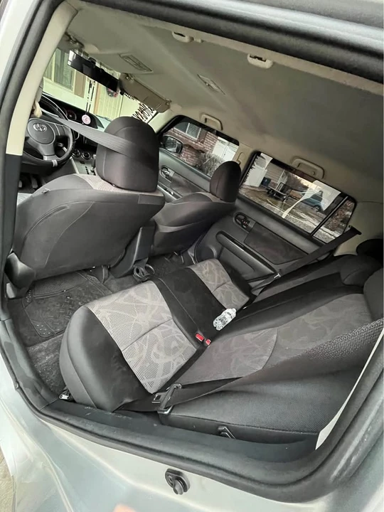 2013 Scion xB - Image 10 of 11