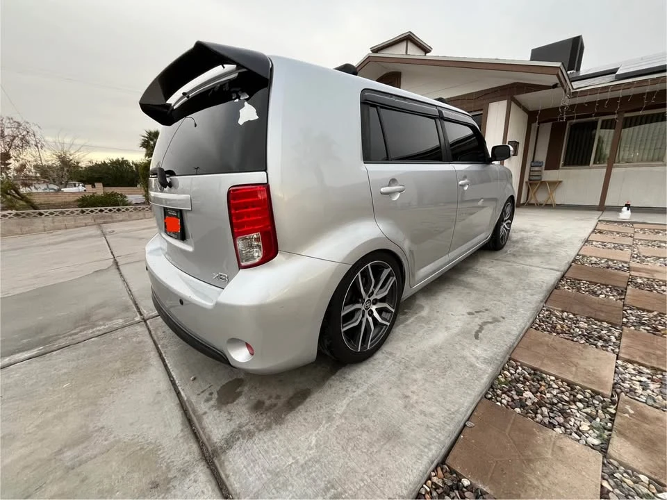 2013 Scion xB - Image 4 of 11