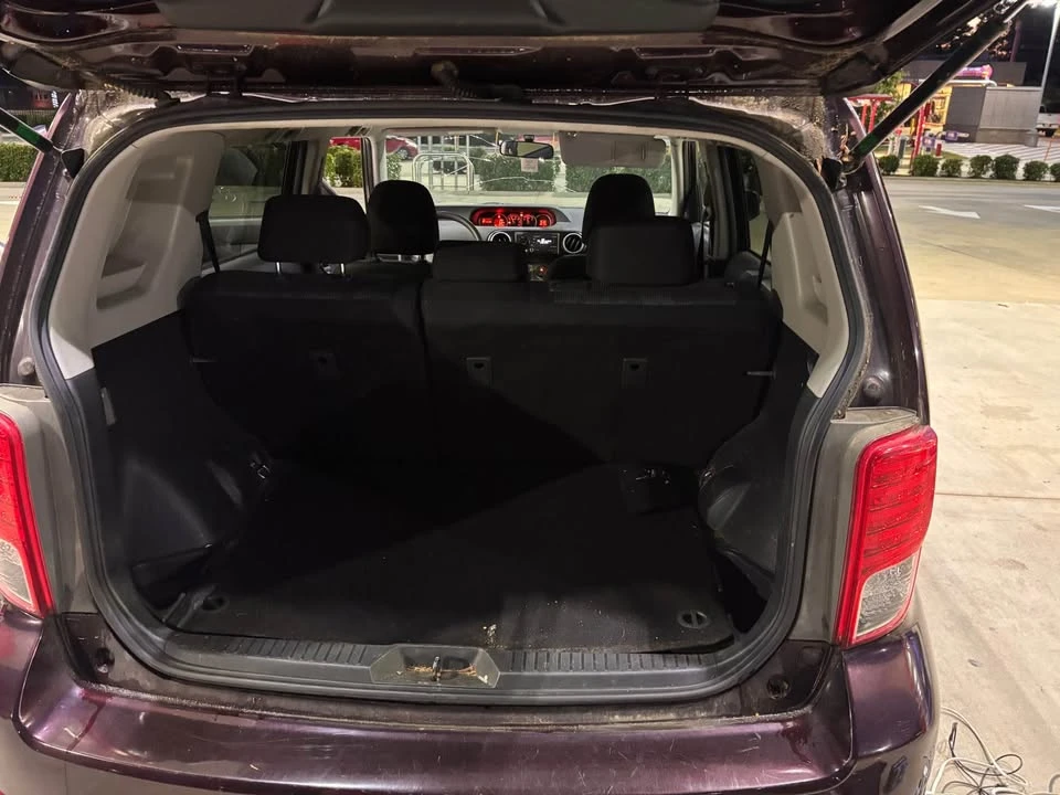 2013 Scion xB - Image 10 of 16