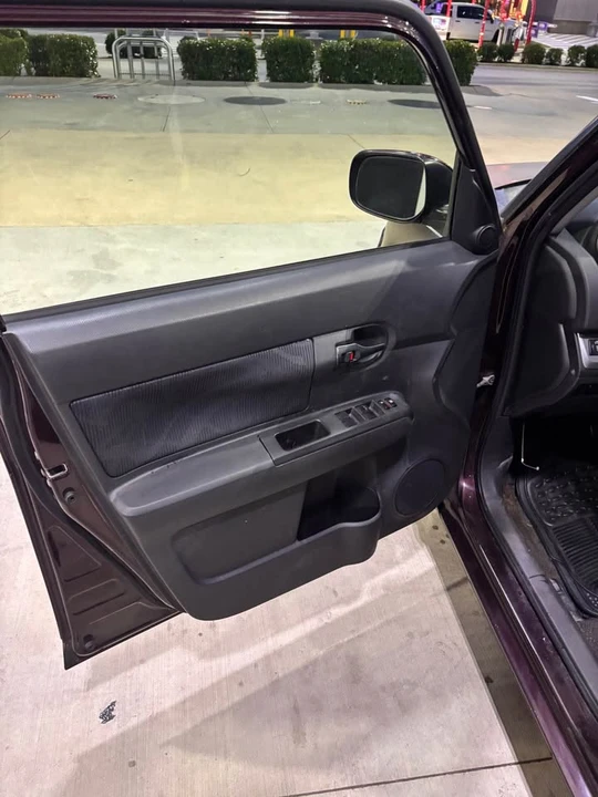 2013 Scion xB - Image 5 of 16