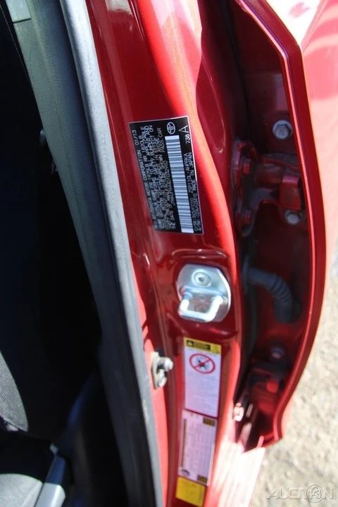 2013 Scion xD - Image 9 of 21