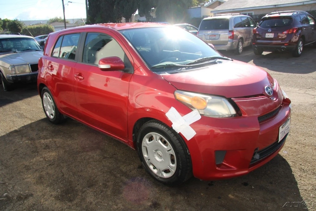 2013 Scion xD - Image 7 of 21