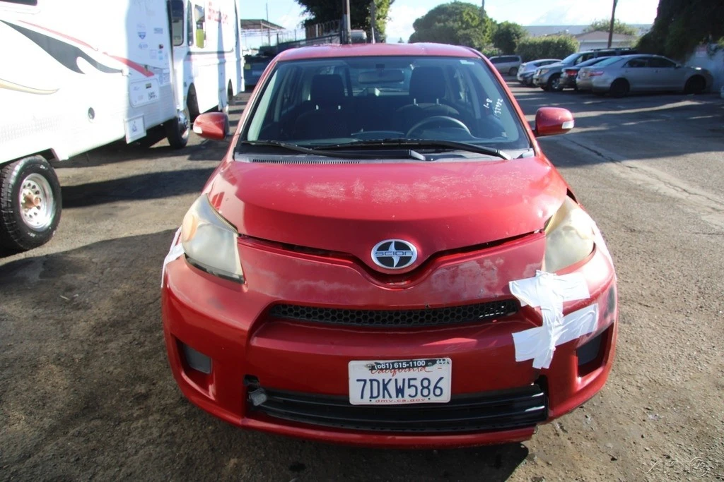 2013 Scion xD - Image 8 of 21