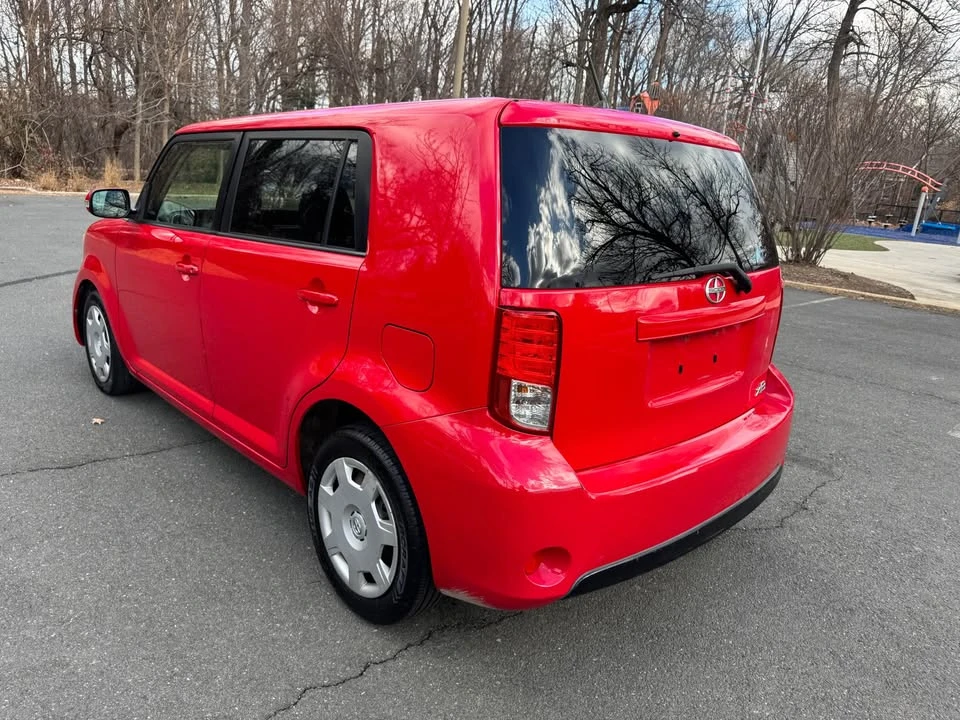 2013 Scion xB - Image 3 of 19
