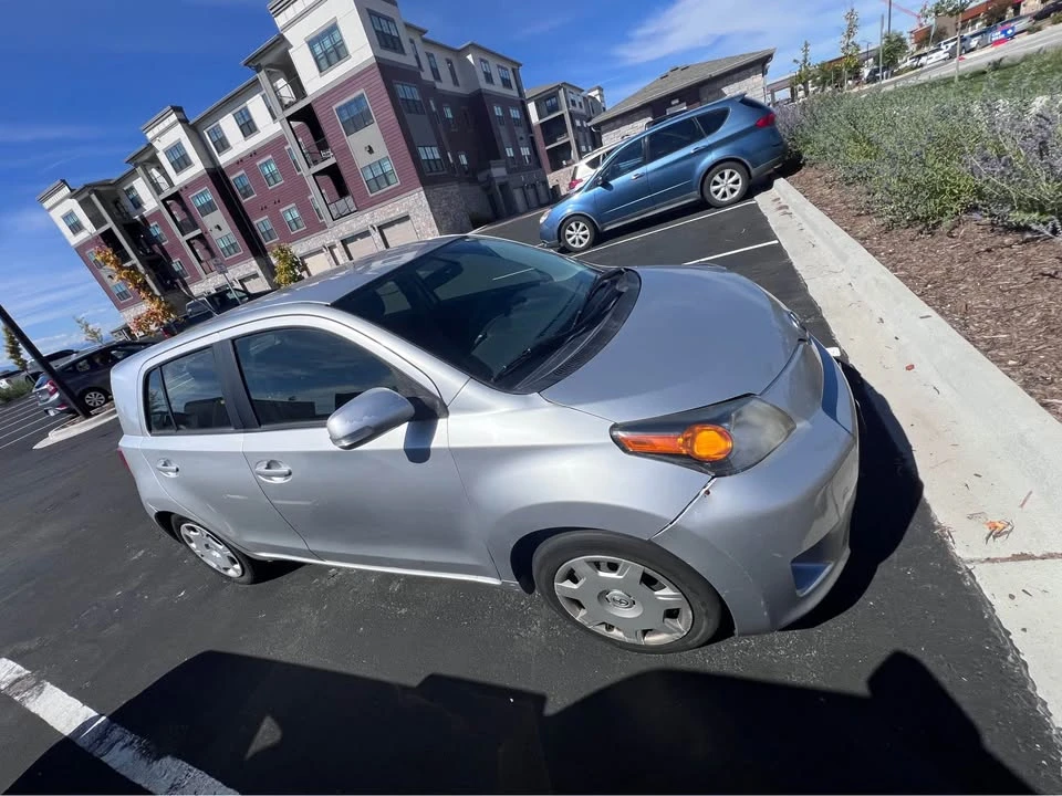 2013 Scion xD - Image 4 of 9