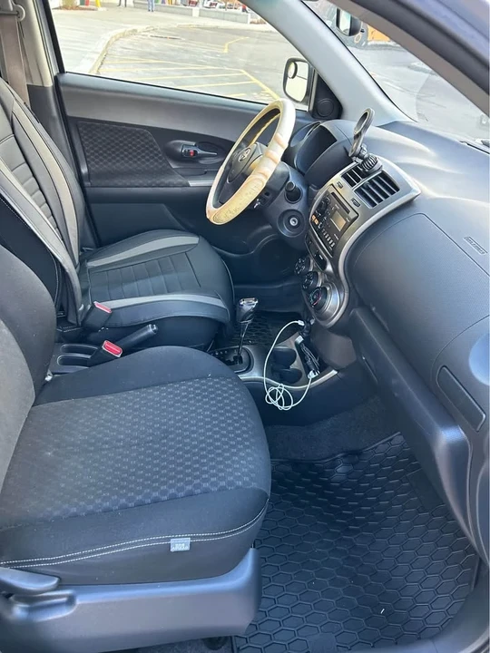 2013 Scion xD - Image 6 of 14