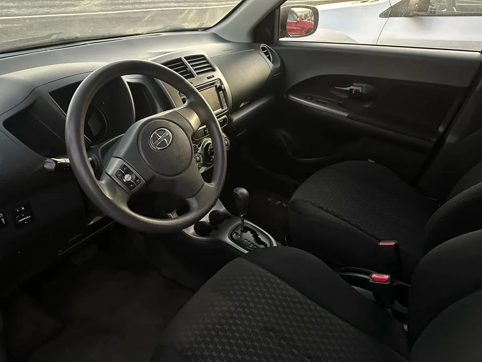 2013 Scion xD - Image 7 of 17
