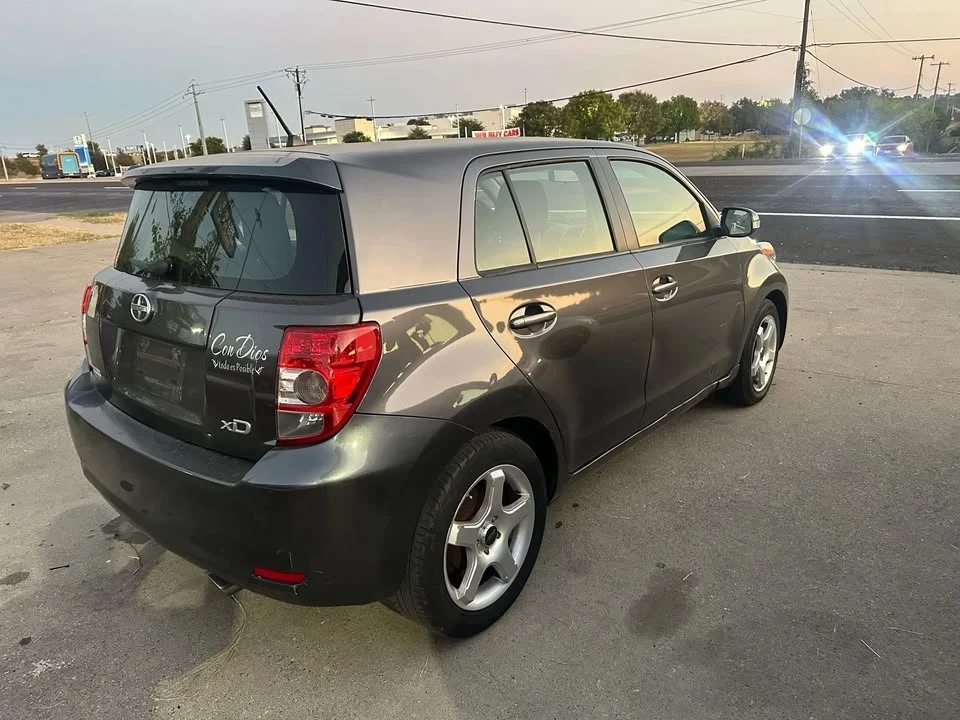 2013 Scion xD - Image 11 of 17