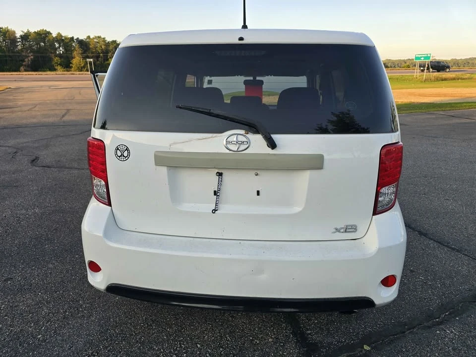 2013 Scion xD - Image 3 of 14