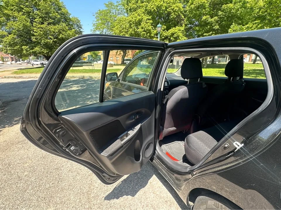 2013 Scion xD - Image 5 of 19
