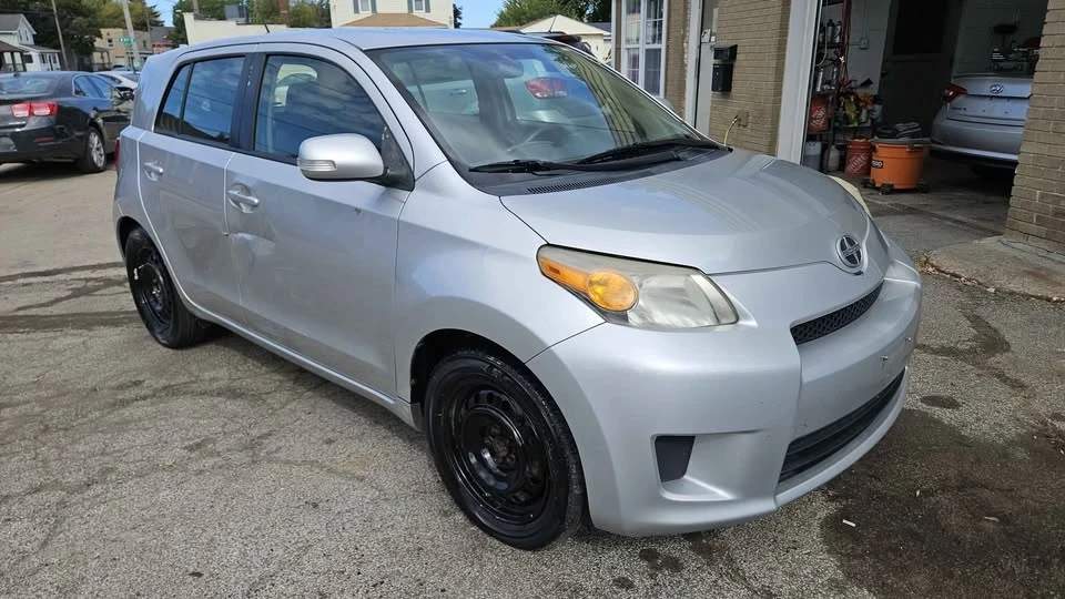 2013 Scion xD - Image 6 of 12