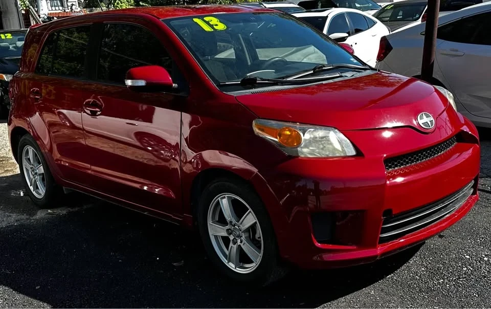 2013 Scion xD - Image 3 of 11