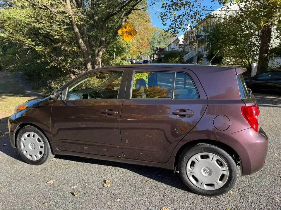 2013 Scion xD - Image 4 of 16