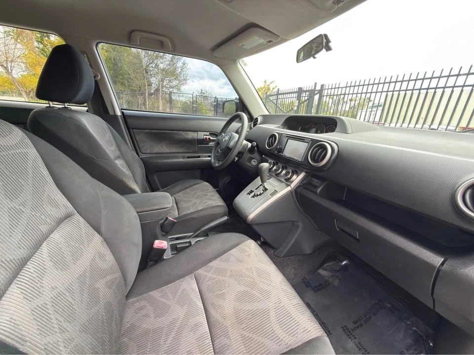 2013 Scion xD - Image 13 of 16