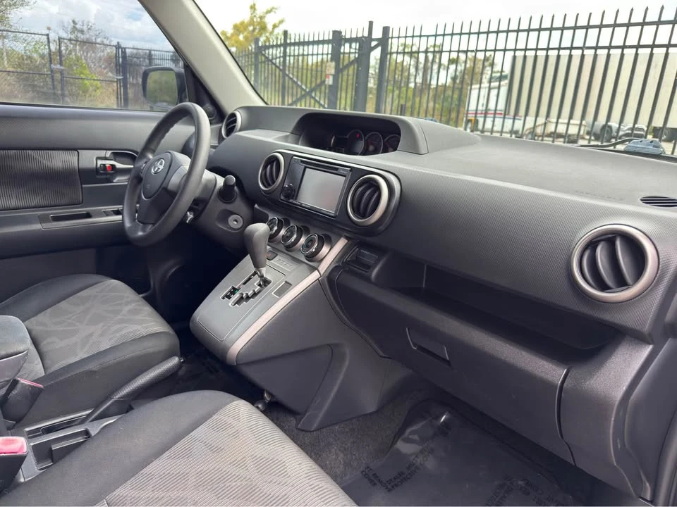 2013 Scion xD - Image 9 of 16