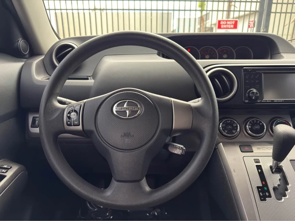 2013 Scion xD - Image 7 of 16