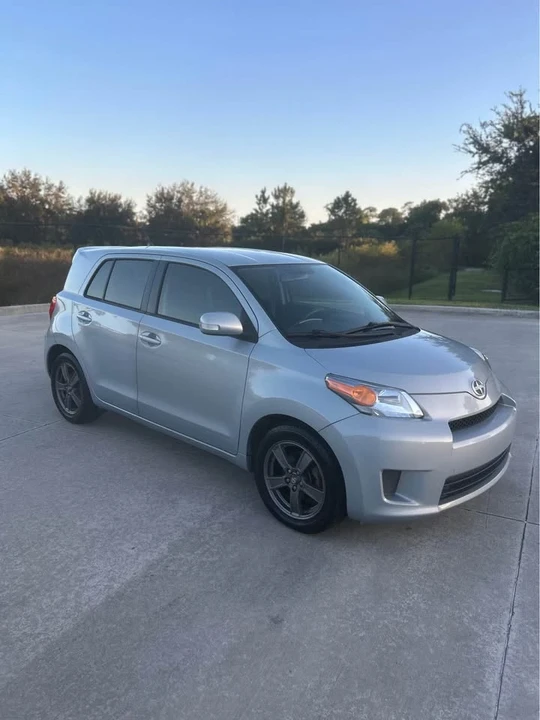 2013 Scion xD - Image 4 of 20