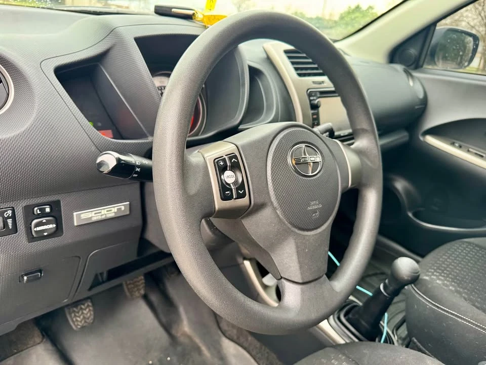 2013 Scion xD - Image 10 of 20