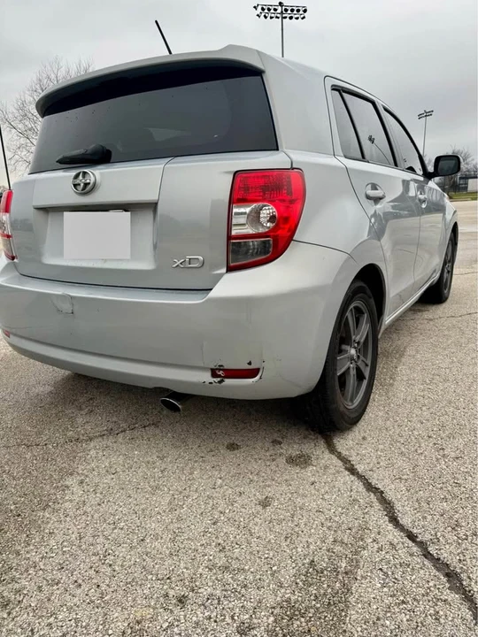 2013 Scion xD - Image 4 of 20