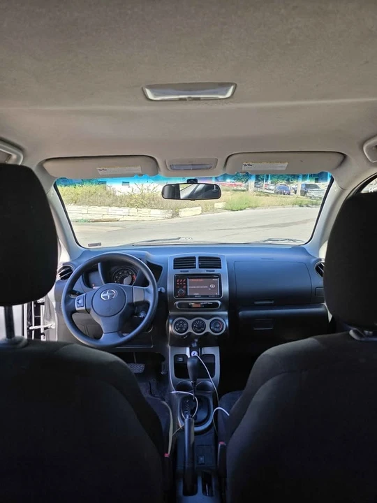2013 Toyota Yaris - Image 13 of 13