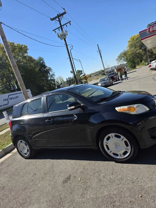 2013 Toyota Yaris - Image 3 of 13