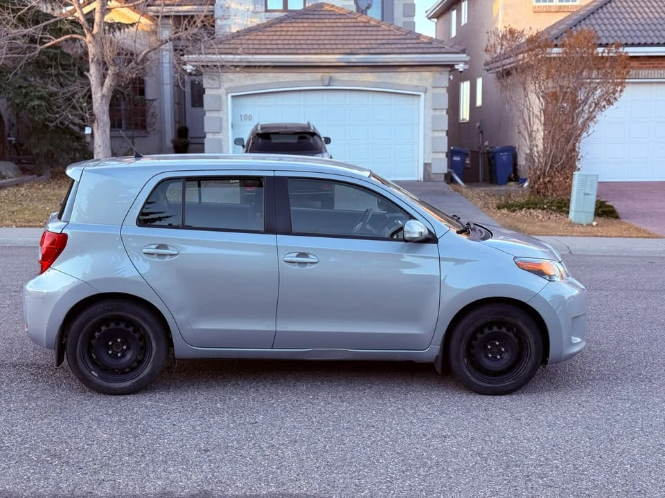2013 Scion xD - Image 4 of 10