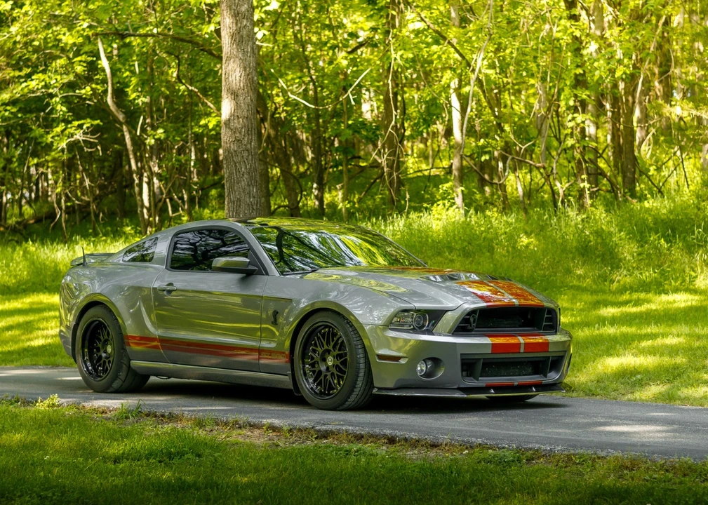 2013 Shelby GT500 - Image 2 of 20