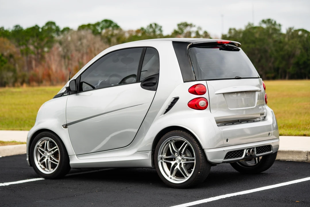 2013 Smart Fortwo 2nd Gen - Image 16 of 31